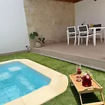 Mirafonso-valeria Villa *